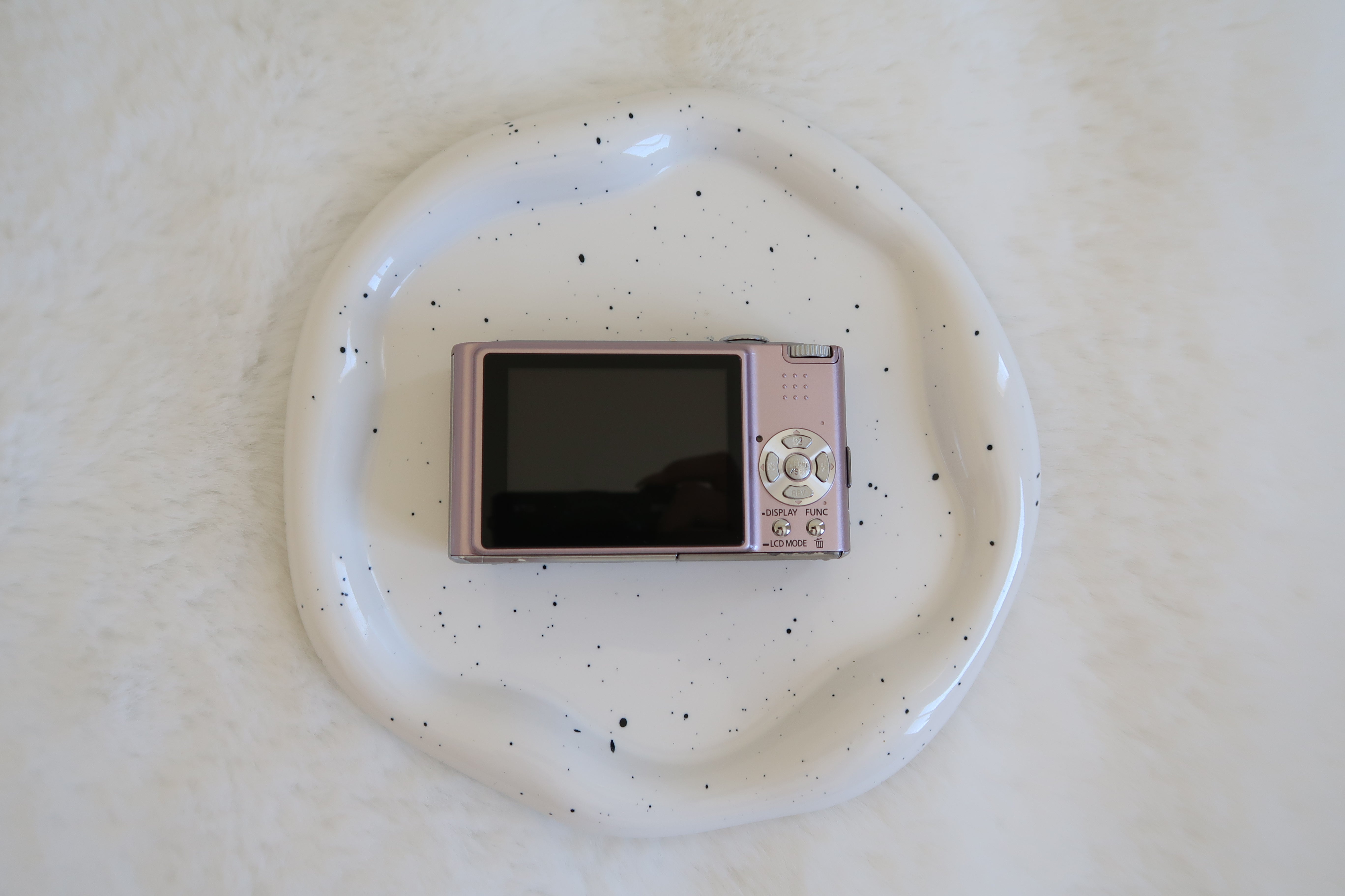 Panasonic Lumix DMC-FX33 Pink Digital Camera